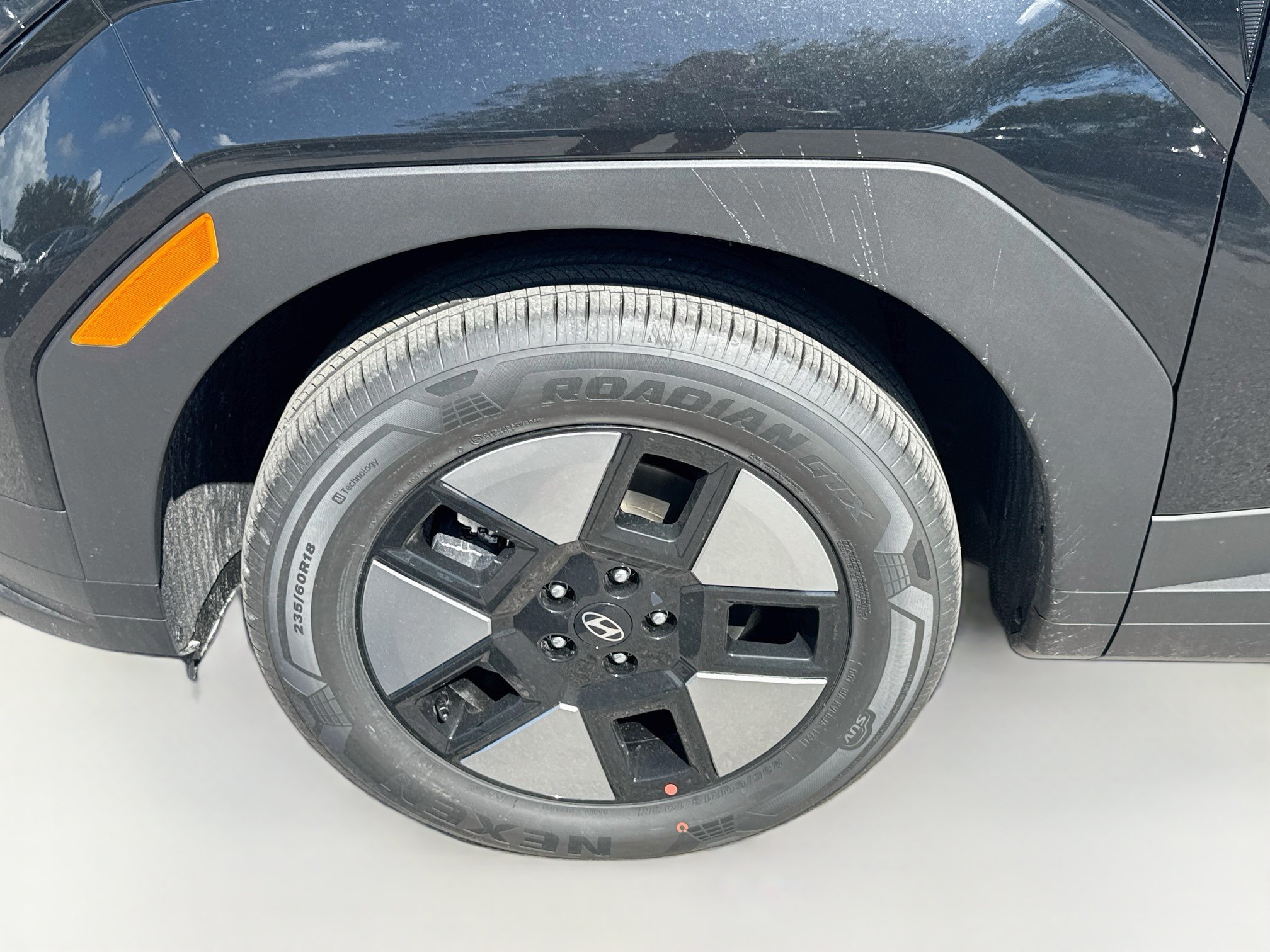 New 2027 Phantom Black Hyundai SEL image 47