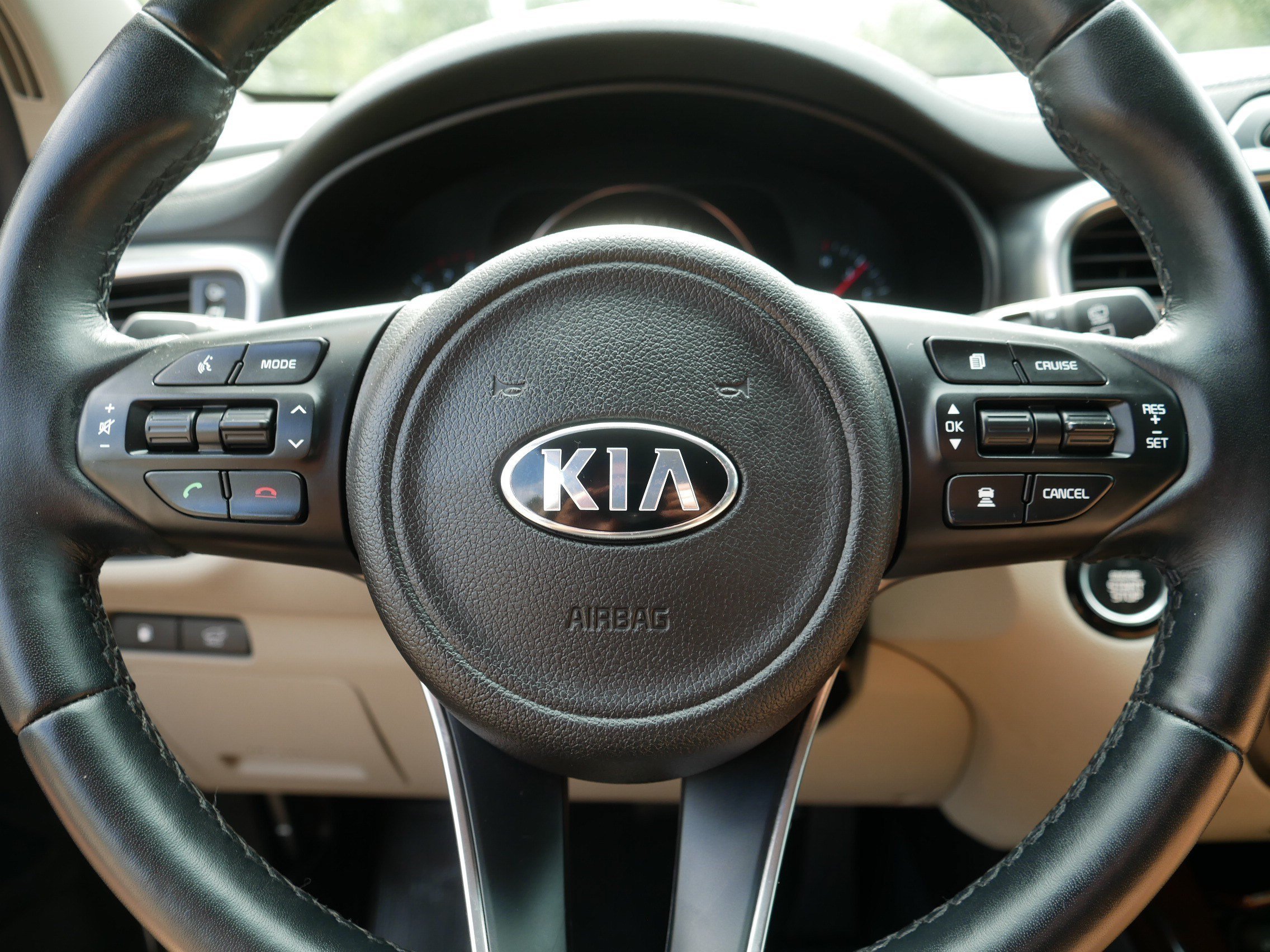 Certified Used 2017 Snow White Pearl Kia EX V6 image 25