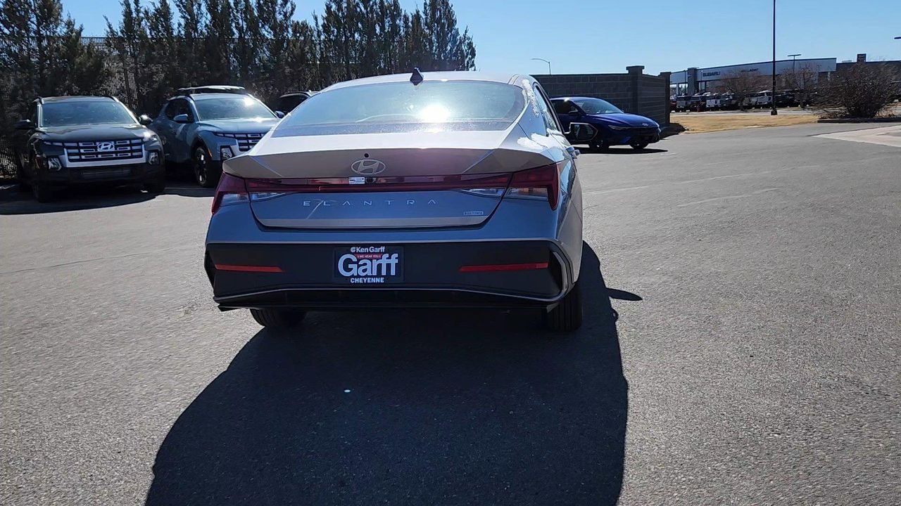 New 2026 Fluid Metal Hyundai Blue image 3