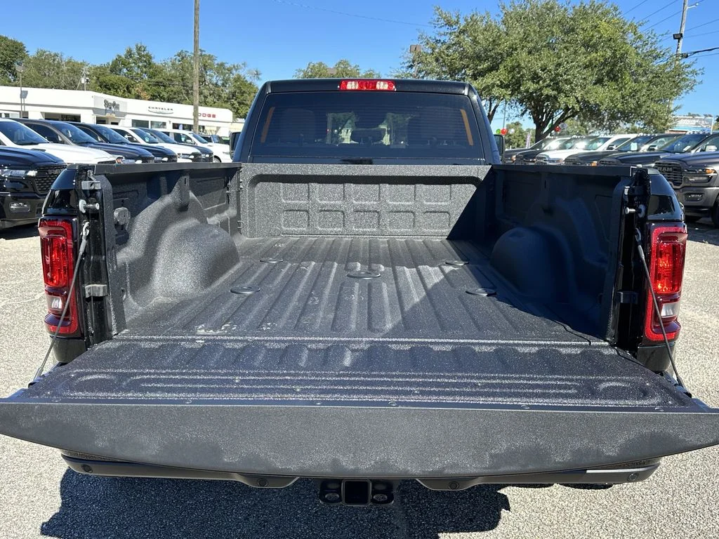 2026 RAM 3500 Big Horn - Photo 32