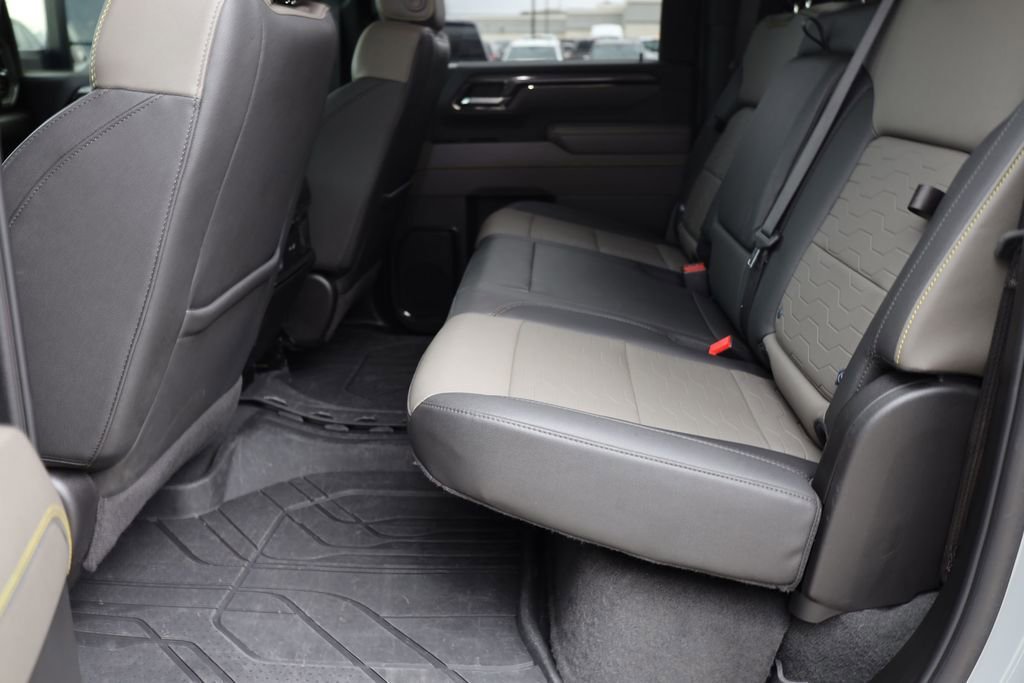 Used 2025 Slate Gray Metallic Chevrolet ZR2 image 18