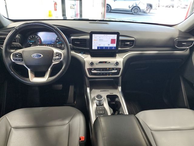 Used 2021 Blue Ford XLT image 10
