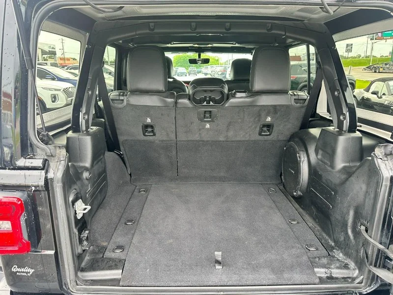 Used 2020 Black Clearcoat Jeep Rubicon image 7