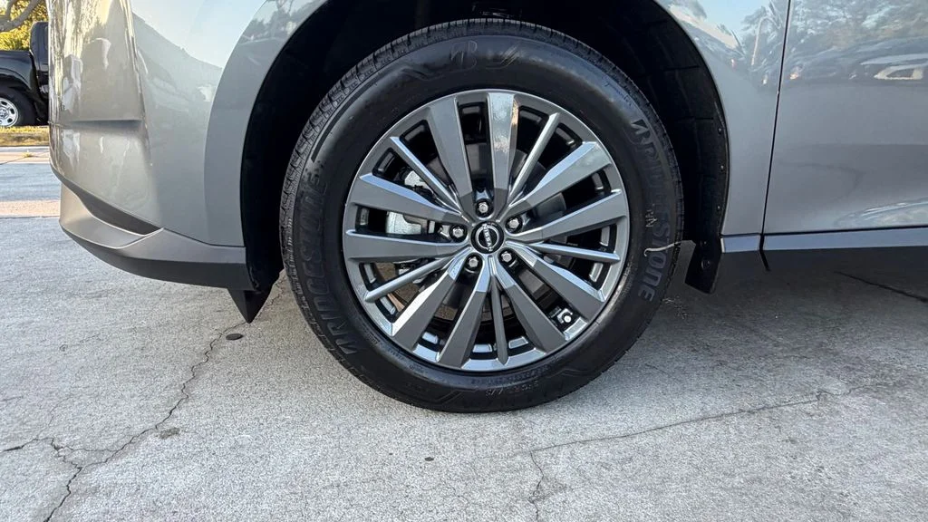 New 2026 Gun Metallic Nissan SL image 13