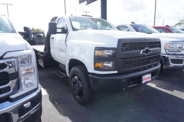 New 2024 Summit White Chevrolet Work Truck image 3