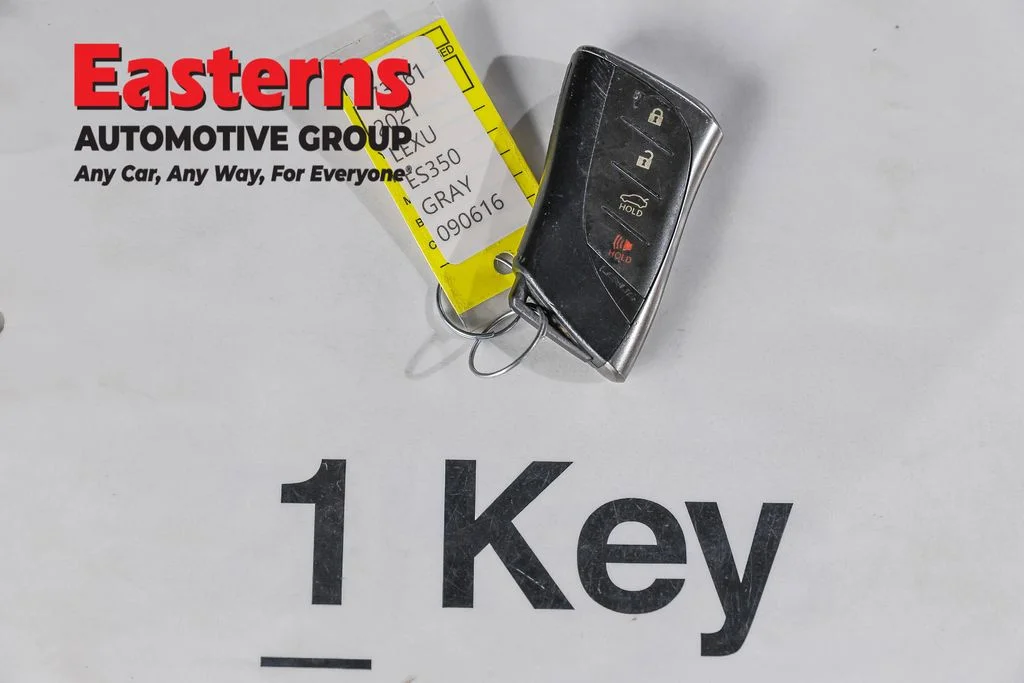 Used 2021 Silver Lexus 350 image 27