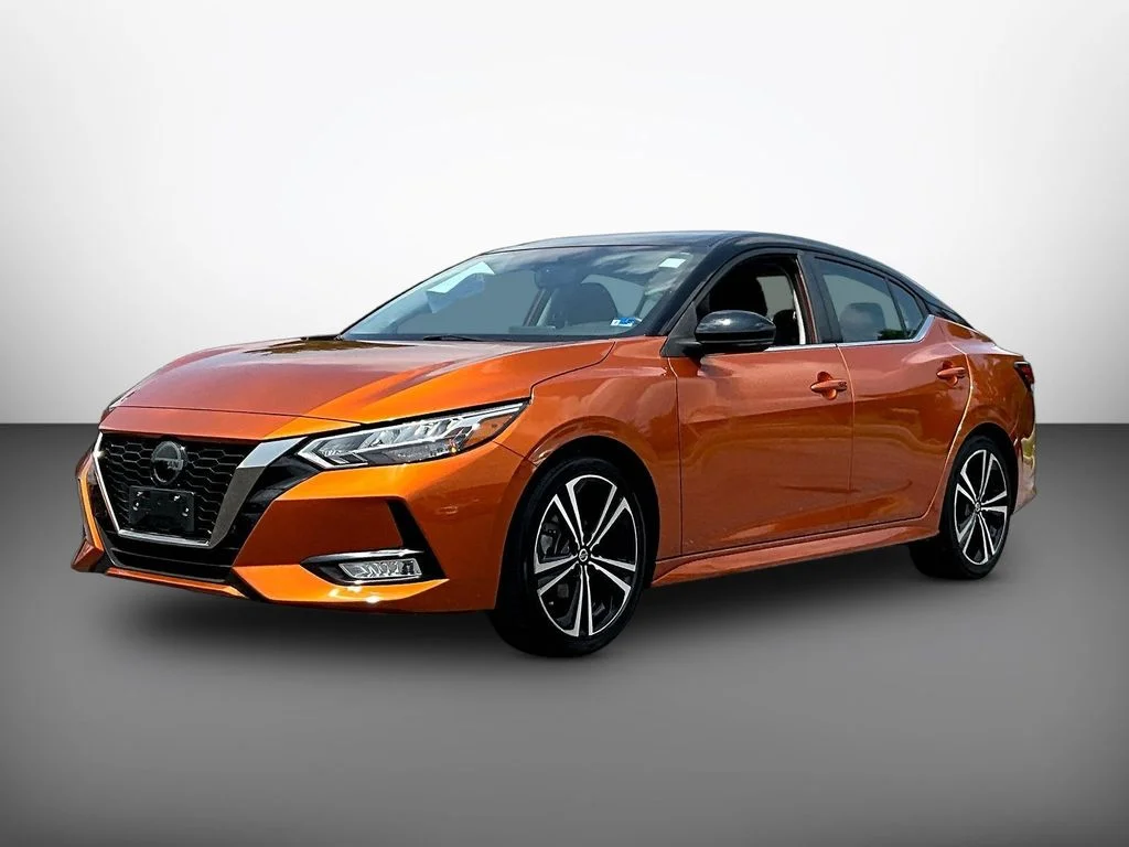 Used 2023 Orange Metallic Nissan SR image 3