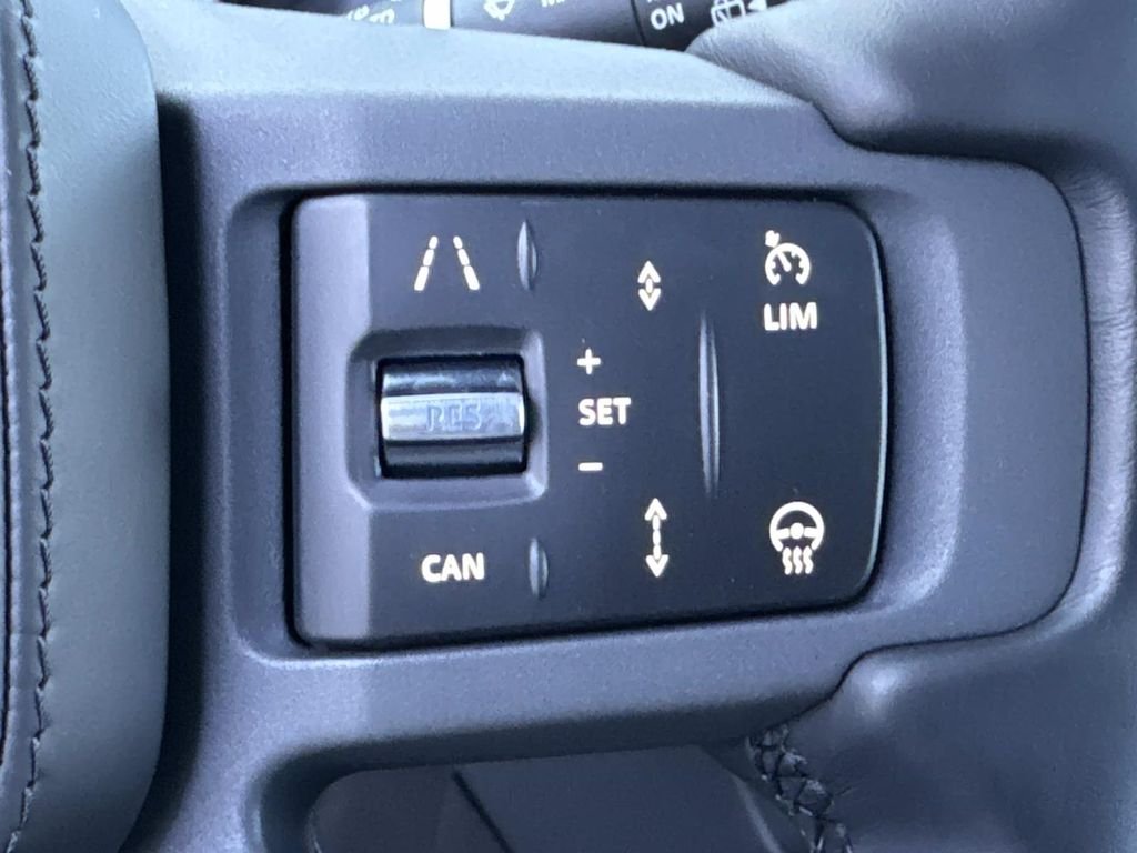 2023 Land Rover Defender X - Photo 25