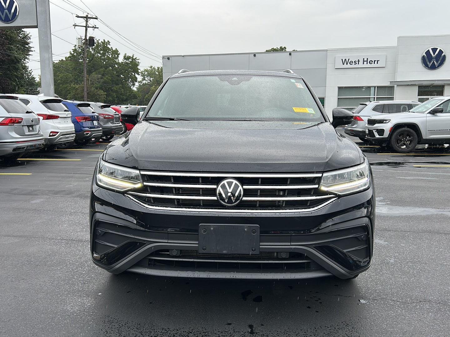 Certified Used 2024 Deep Black Pearl Volkswagen SE image 2