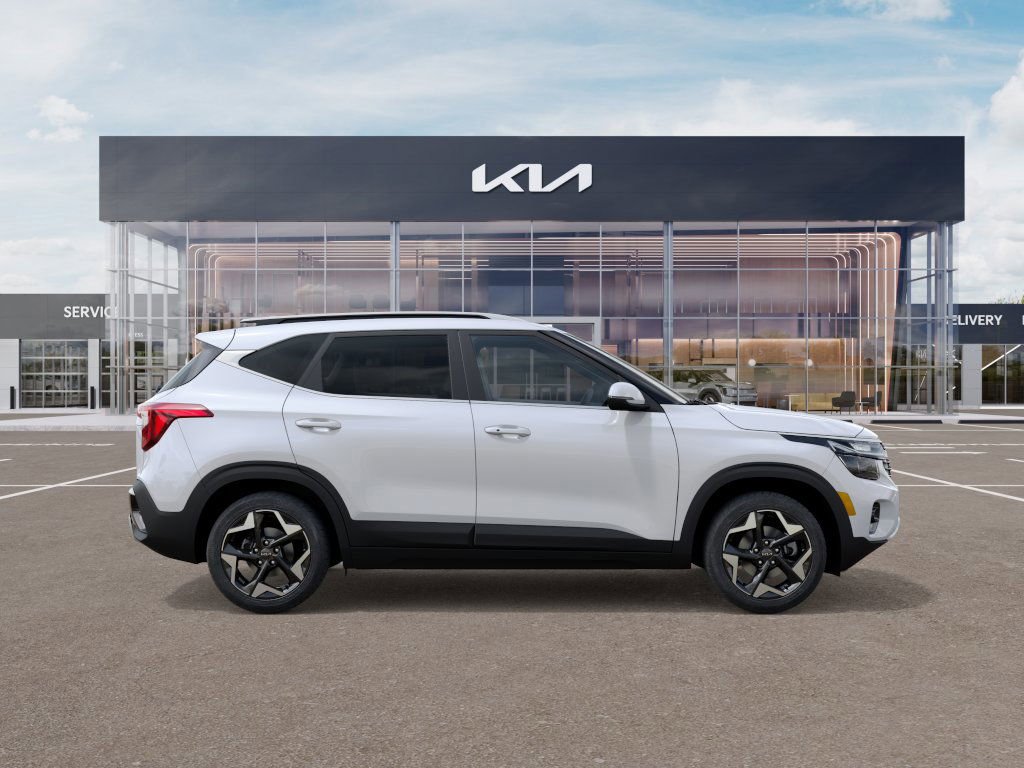 New 2026 Snow White Pearl Kia EX image 7