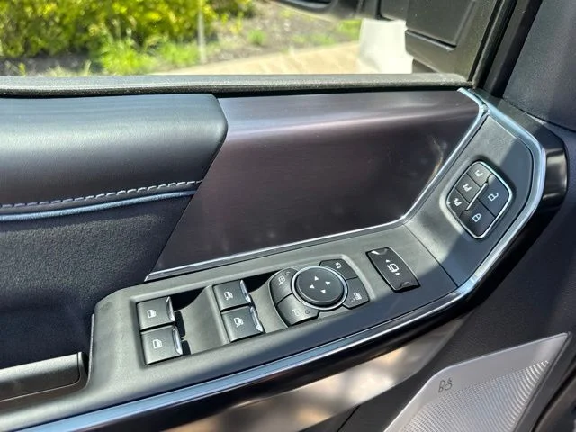New 2026 Star White Metallic Tri-Coat Ford F-350® Platinum® image 49