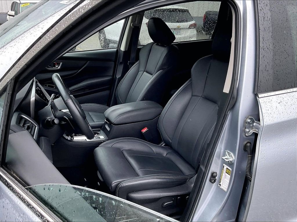 Used 2023 Silver Subaru Limited image 10