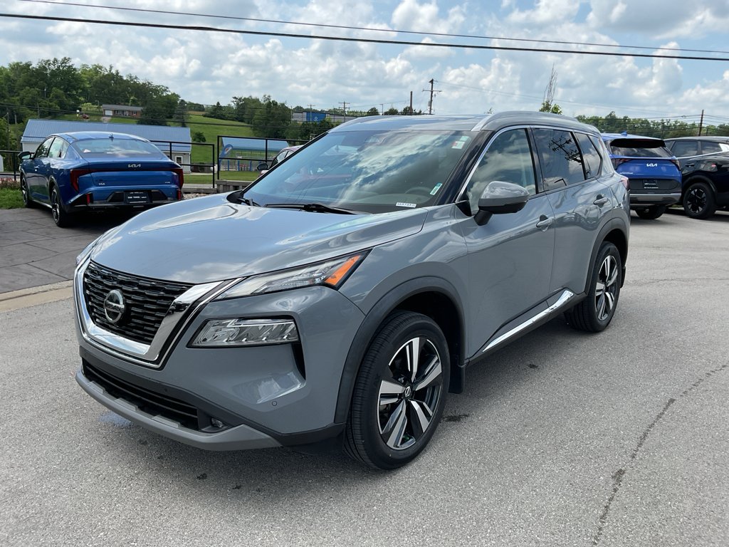 Used 2021 Boulder Gray Pearl Nissan SL image 4