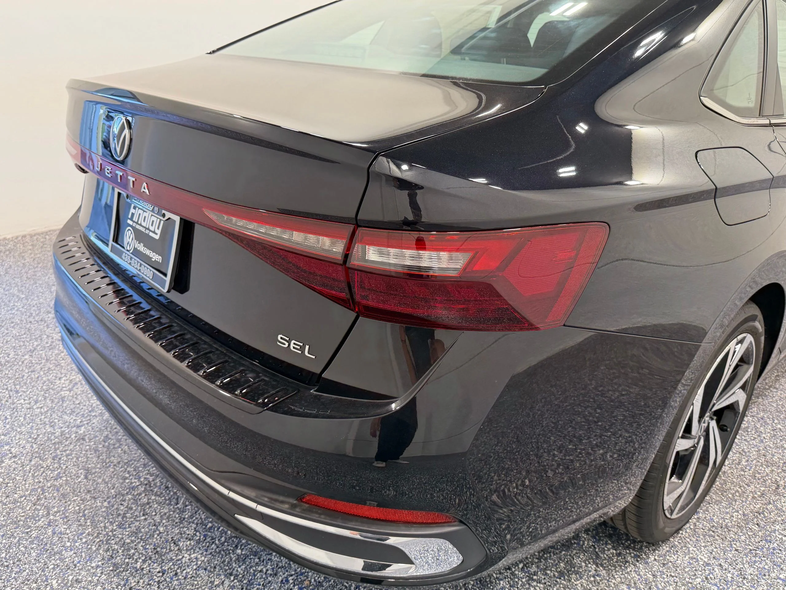 New 2026 Black Volkswagen 1.5T SEL image 18