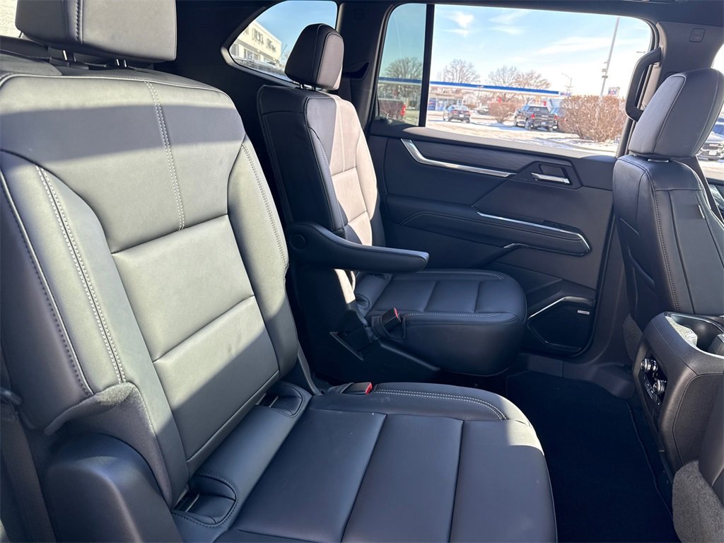 2026 GMC ACADIA - Image 37