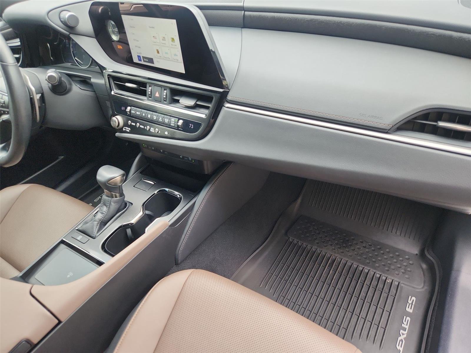 Used 2024 White Lexus ES 350 image 28