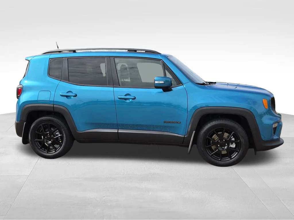 Used 2019 Teal Jeep Latitude image 5