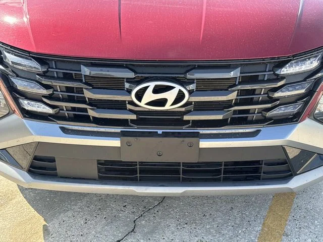 Used 2025 Red Hyundai SEL image 3