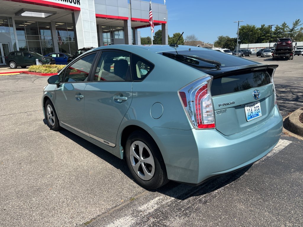 Used 2013 Sea Glass Pearl Toyota Four image 4