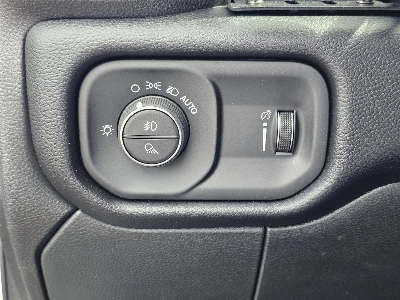 2026 RAM 2500 Big Horn - Photo 21