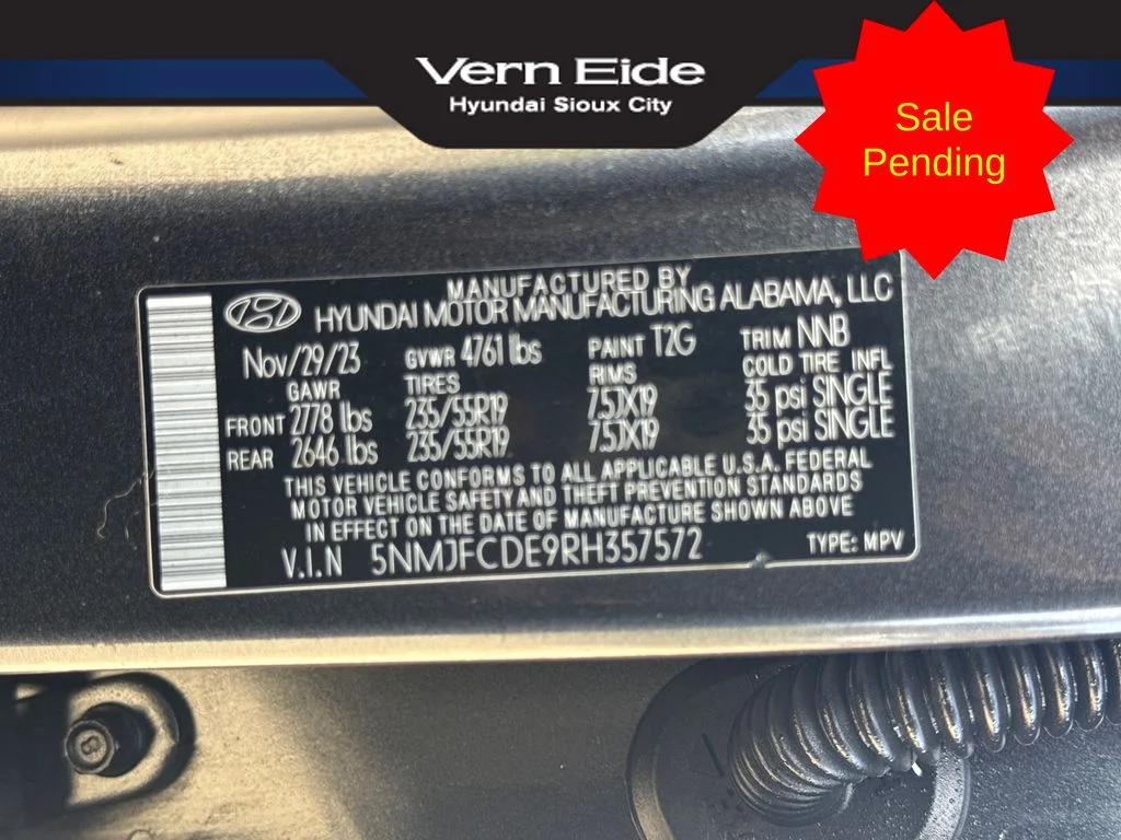 Used 2024 Gray Hyundai SEL image 30