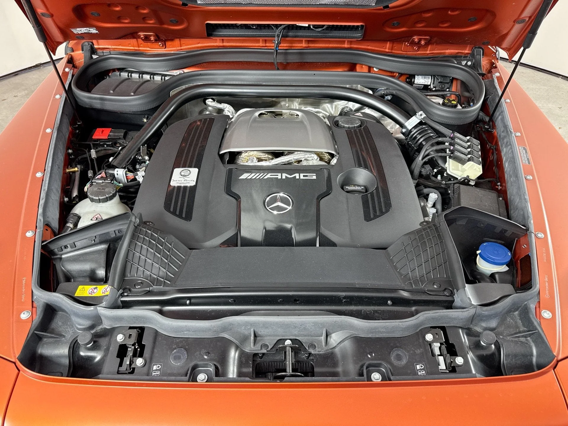 Used 2025 MANUFAKTUR Copper Orange Magno Mercedes-Benz G 63 AMG® image 21