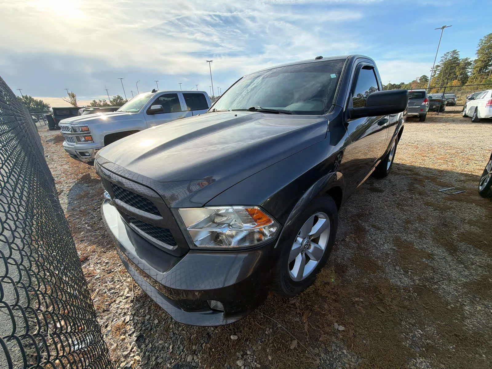 Used 2015 Granite Crystal Metallic Clearcoat Ram Express image 4
