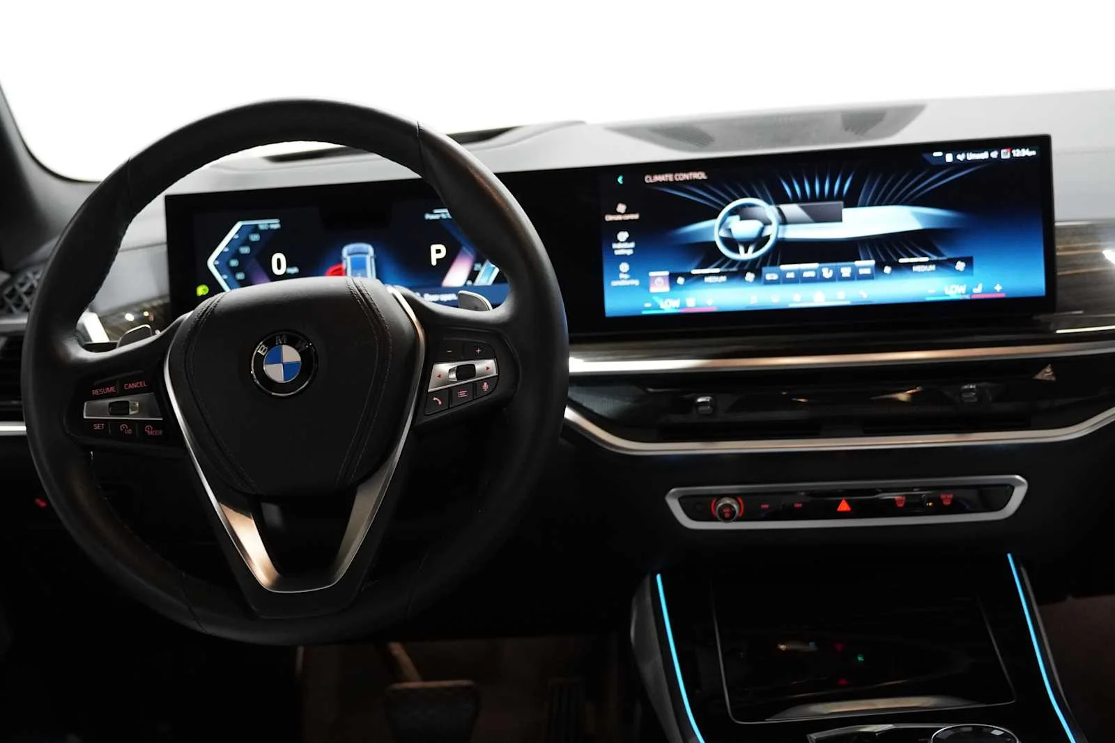 Certified Used 2025 Skyscraper Grey Metallic BMW xDrive40i image 24