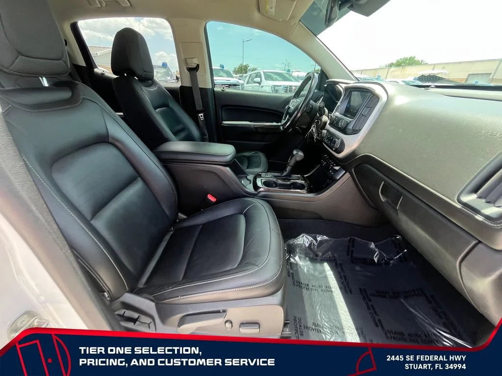 Used 2019 SUMMIT WHITE GMC 4WD SLT image 20