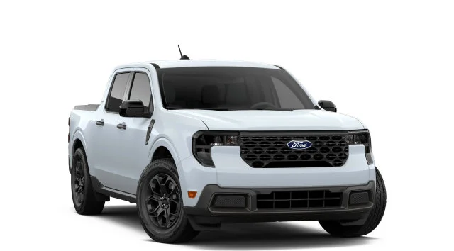 New 2026 Space White Metallic Ford XLT image 4
