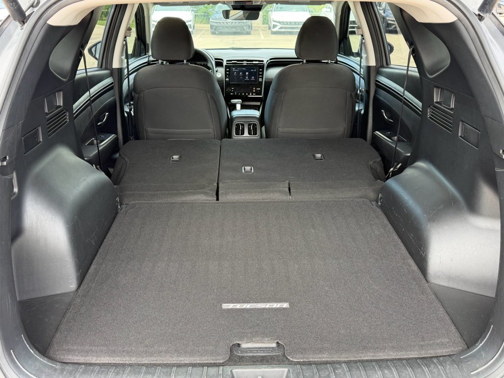 Used 2024 Hampton Gray Hyundai SEL image 33