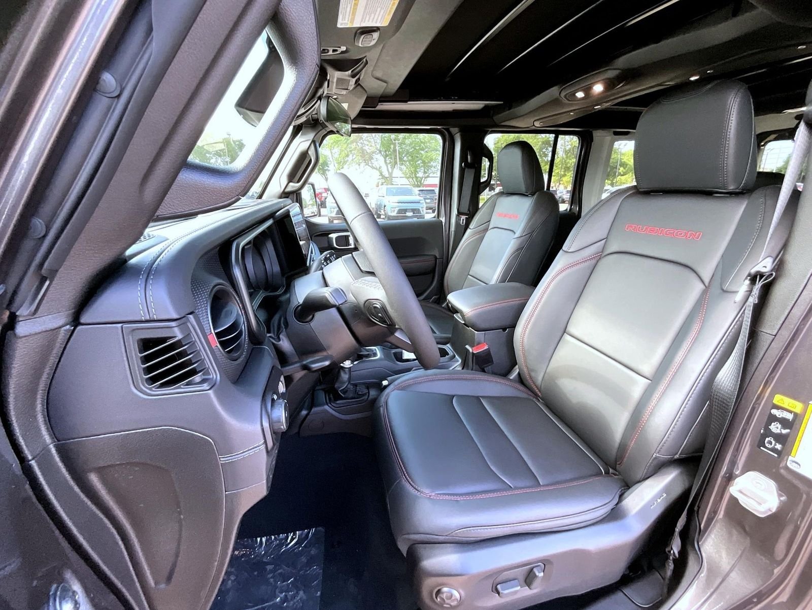 New 2026 Granite Crystal Metallic Clearcoat Jeep Rubicon image 11