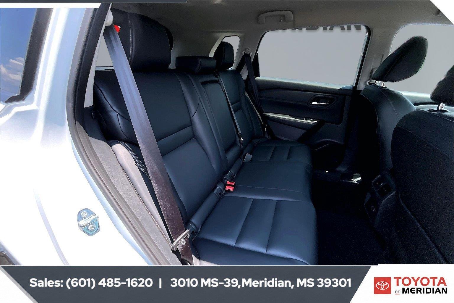 Used 2026 Everest White Pearl Tricoat Nissan SL image 20