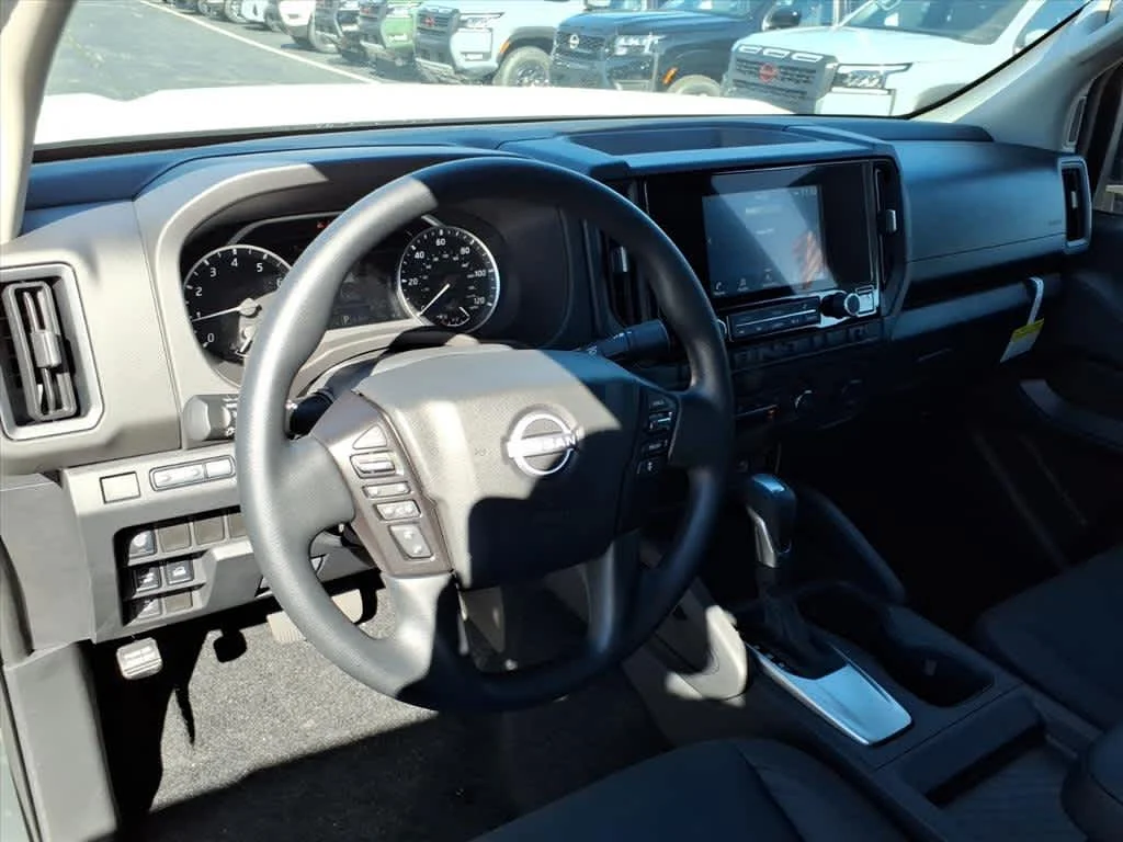2026 Nissan Frontier S - Photo 10