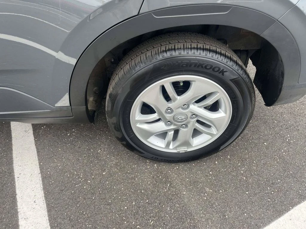 Certified Used 2026 Gray Hyundai SE image 9