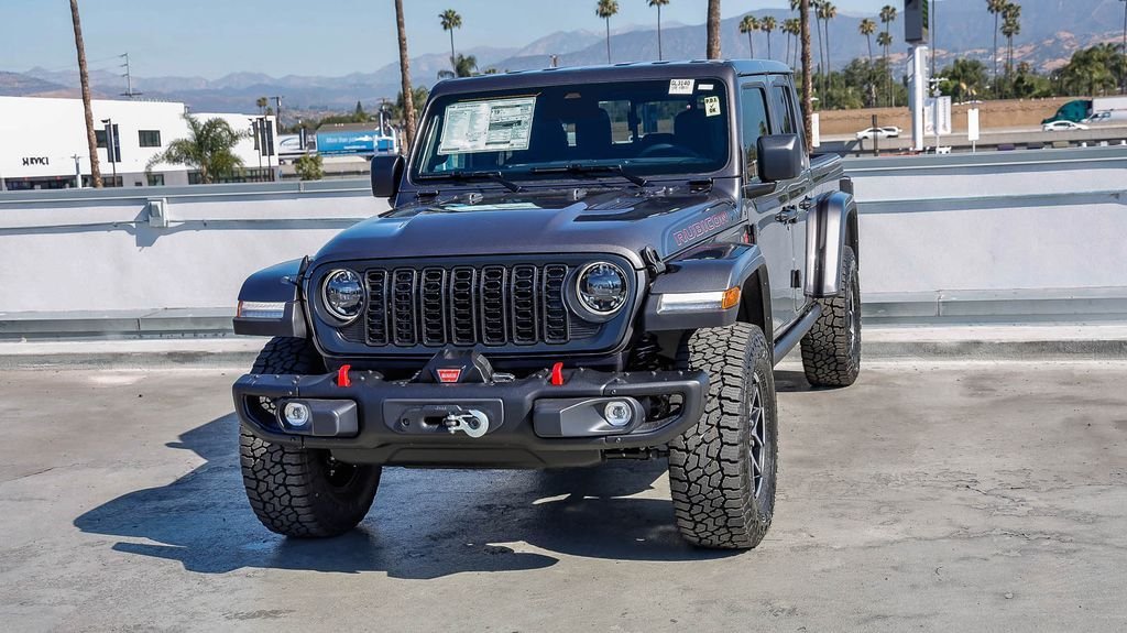 New 2026 Granite Crystal Metallic Clearcoat Jeep Shadow Ops image 4