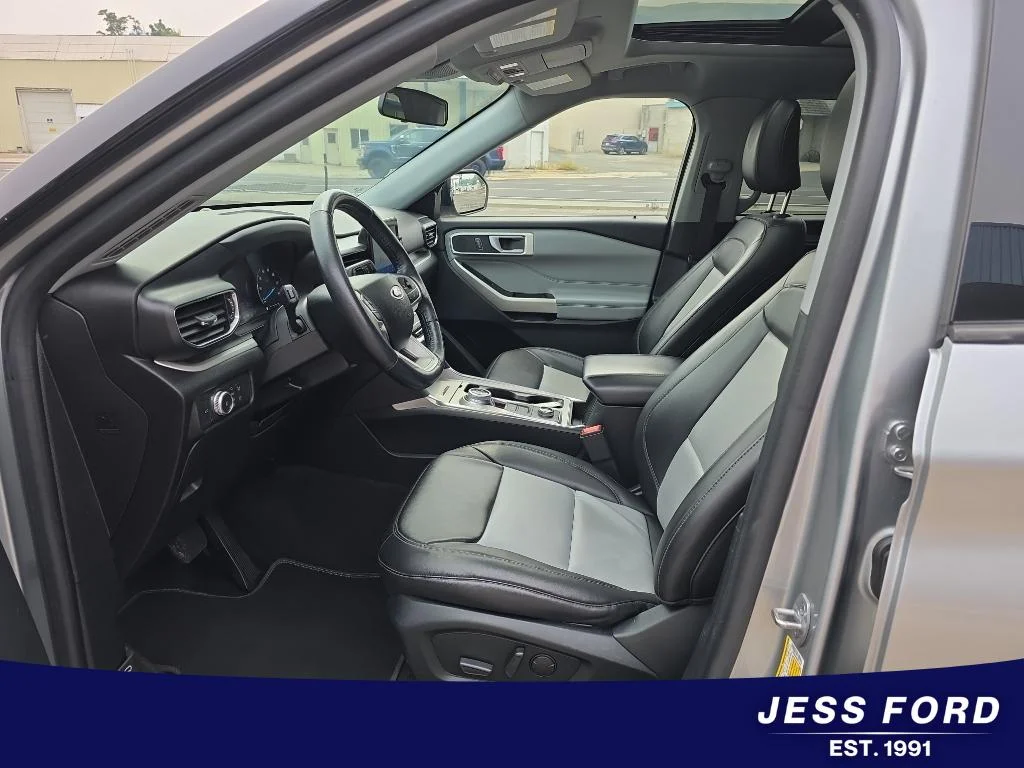 2022 Ford Explorer XLT - Photo 9