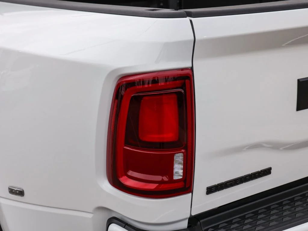 New 2026 Bright White Clear-Coat Exterior Paint RAM Big Horn Night Edition image 7