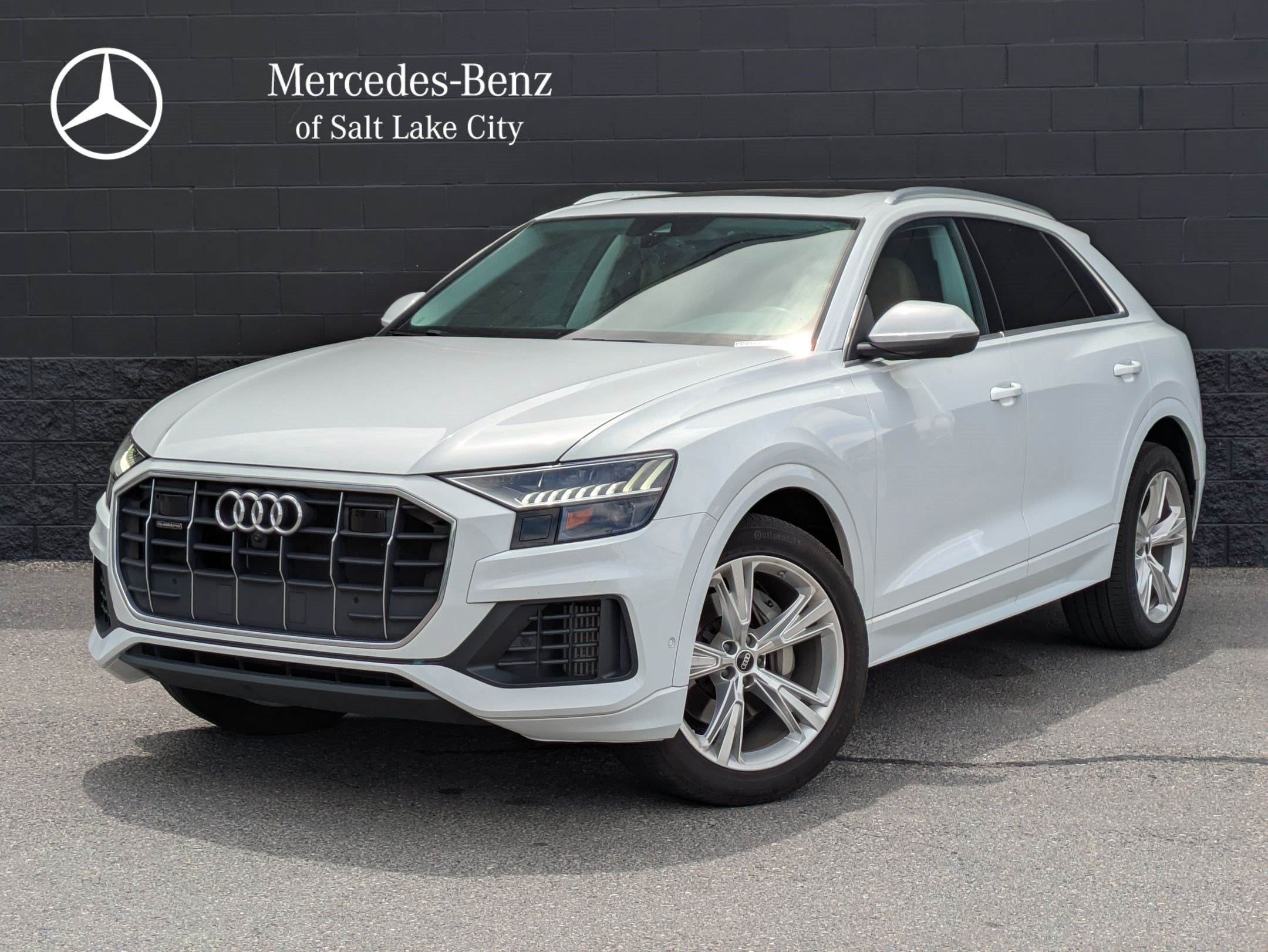 Used 2023 Glacier White Audi Premium image 1