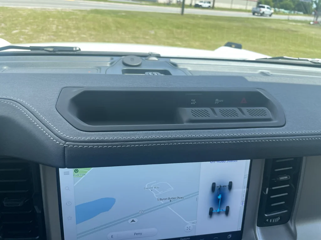 New 2026 Oxford White Ford Outer Banks® image 28