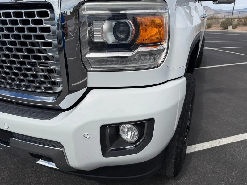 Used 2016 SUMMIT WHITE GMC Denali image 28