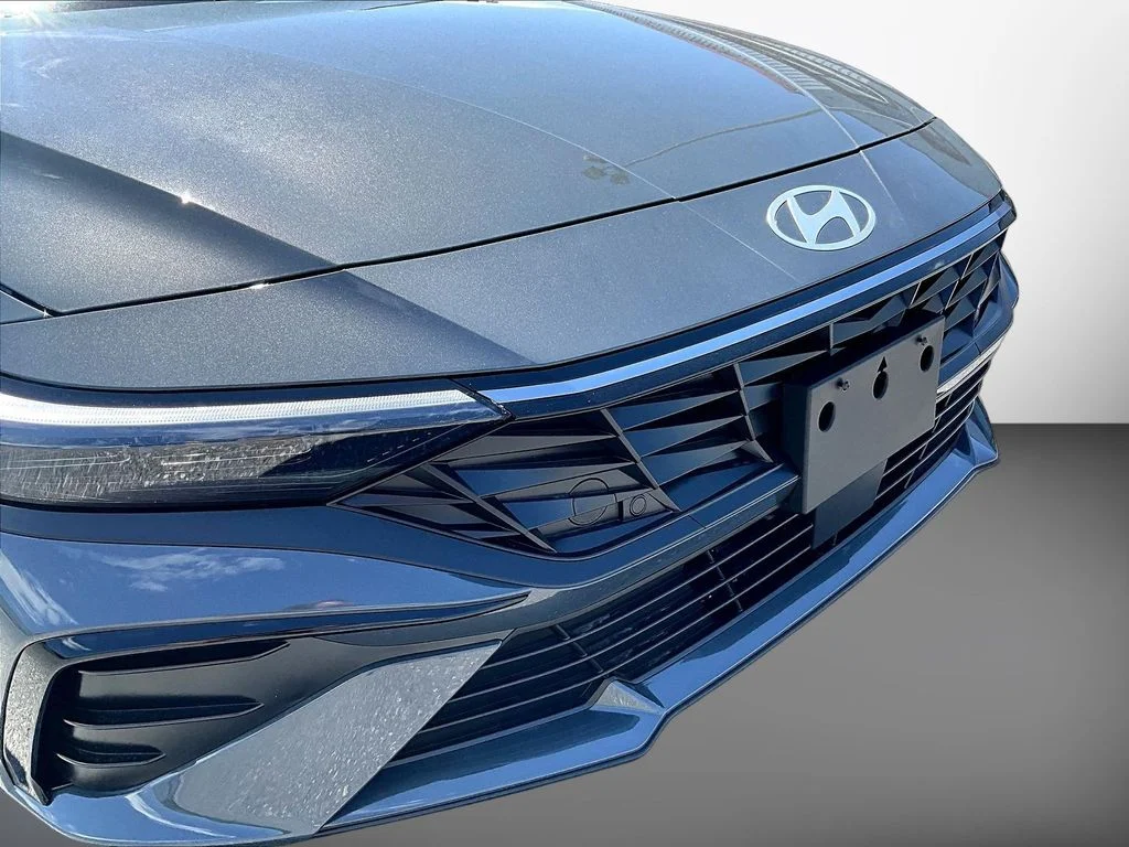 New 2026 Gray Hyundai SEL Sport Premium image 32