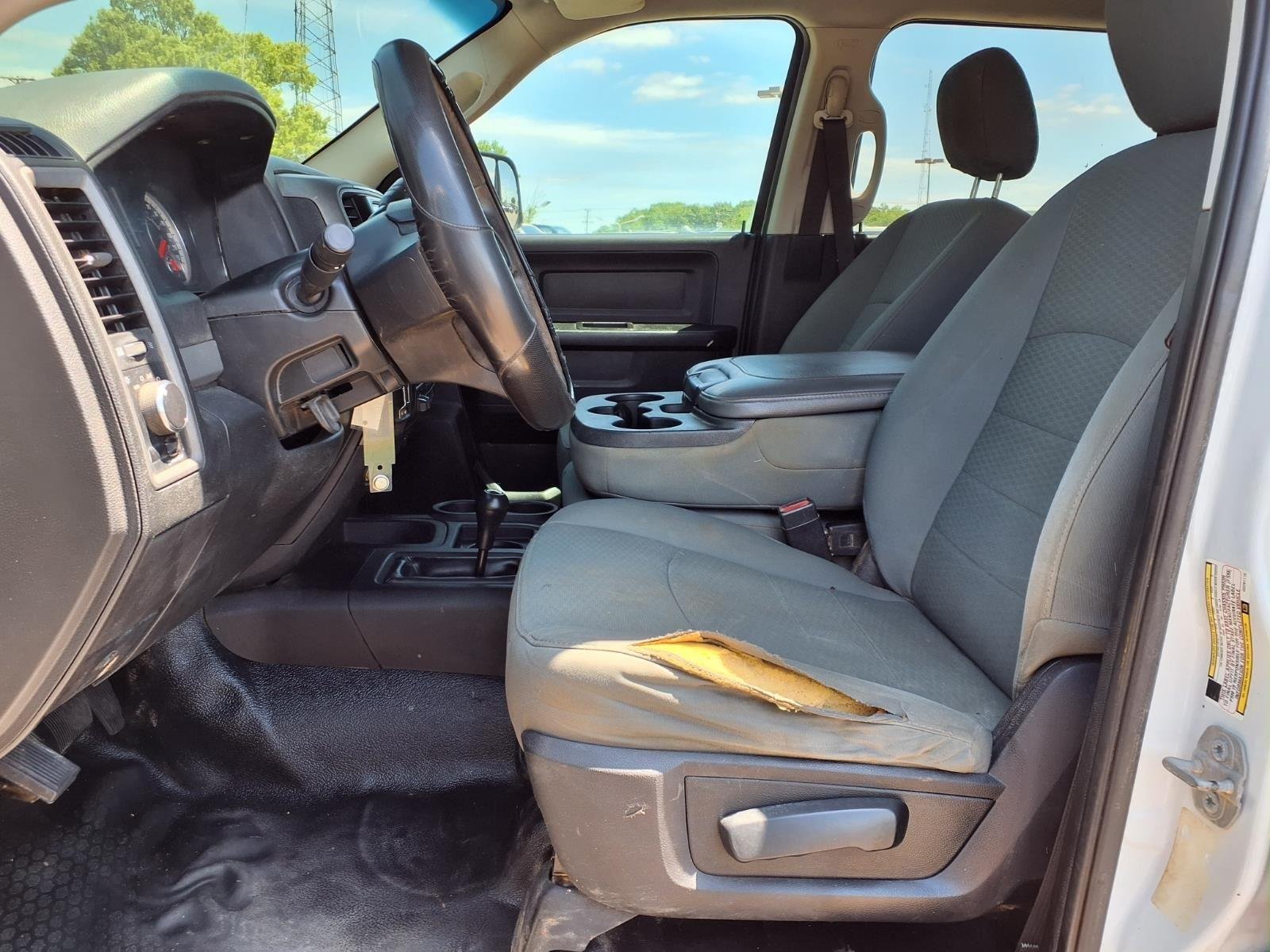 Used 2016 Bright White Clearcoat Ram Tradesman image 15
