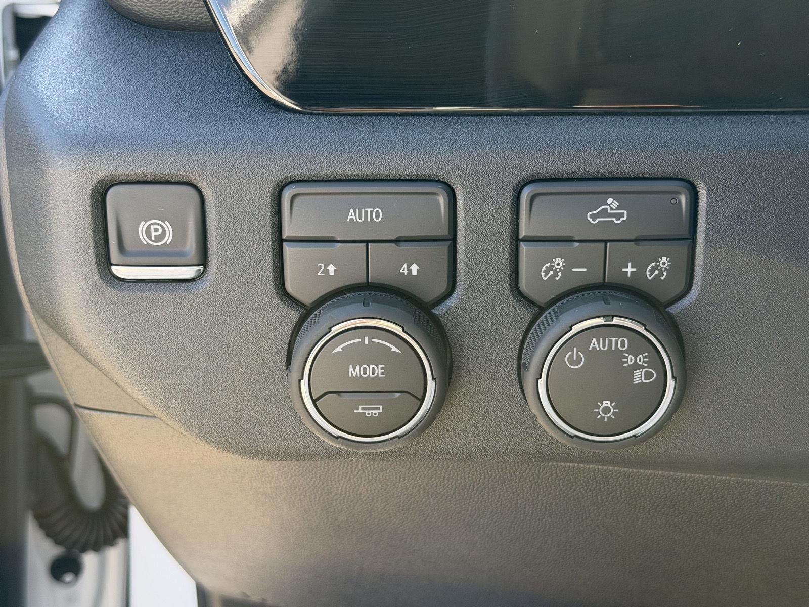 2026 Chevrolet Silverado 1500 LT - Photo 8
