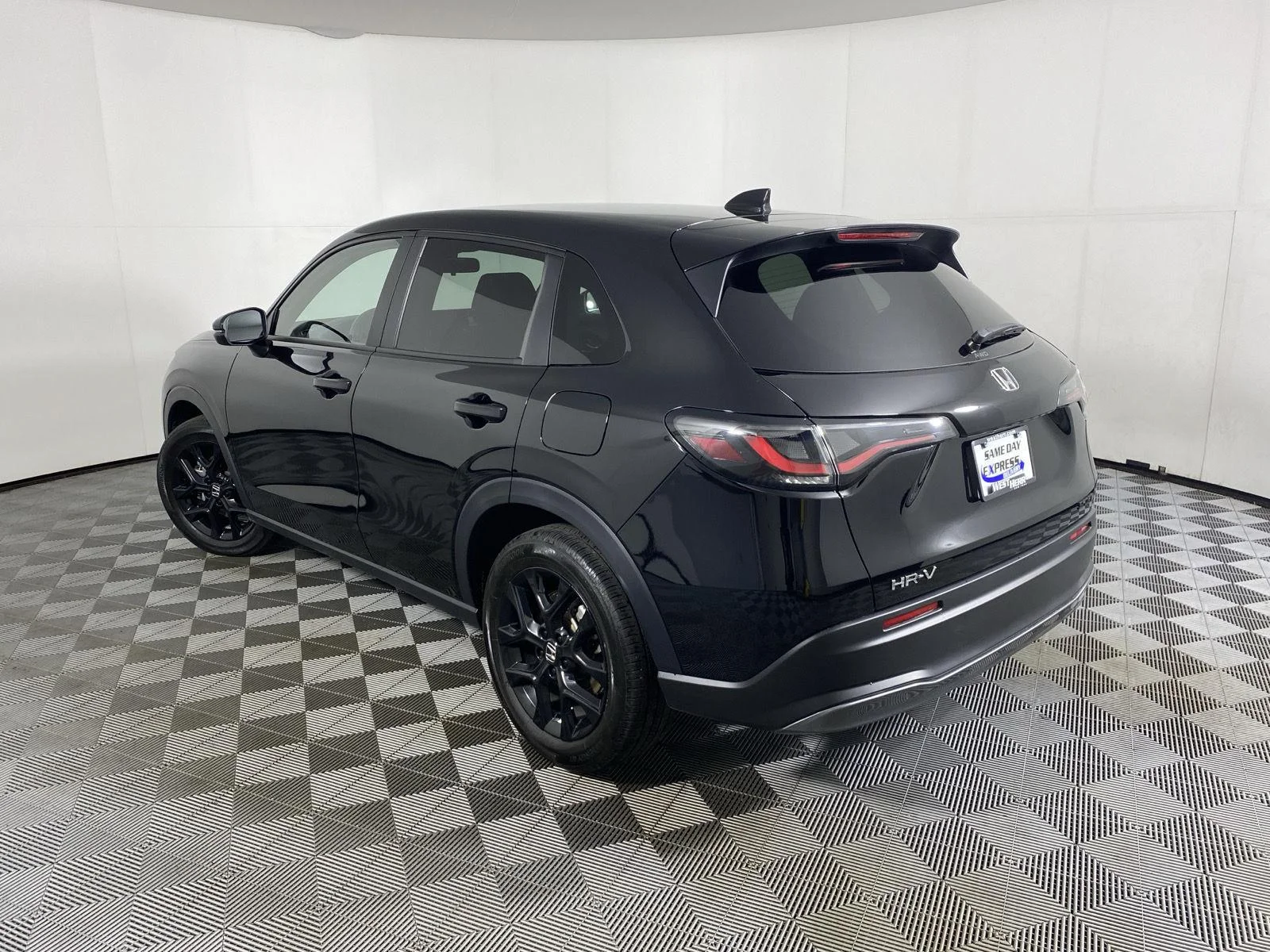 Used 2025 Crystal Black Pearl Honda Sport image 5