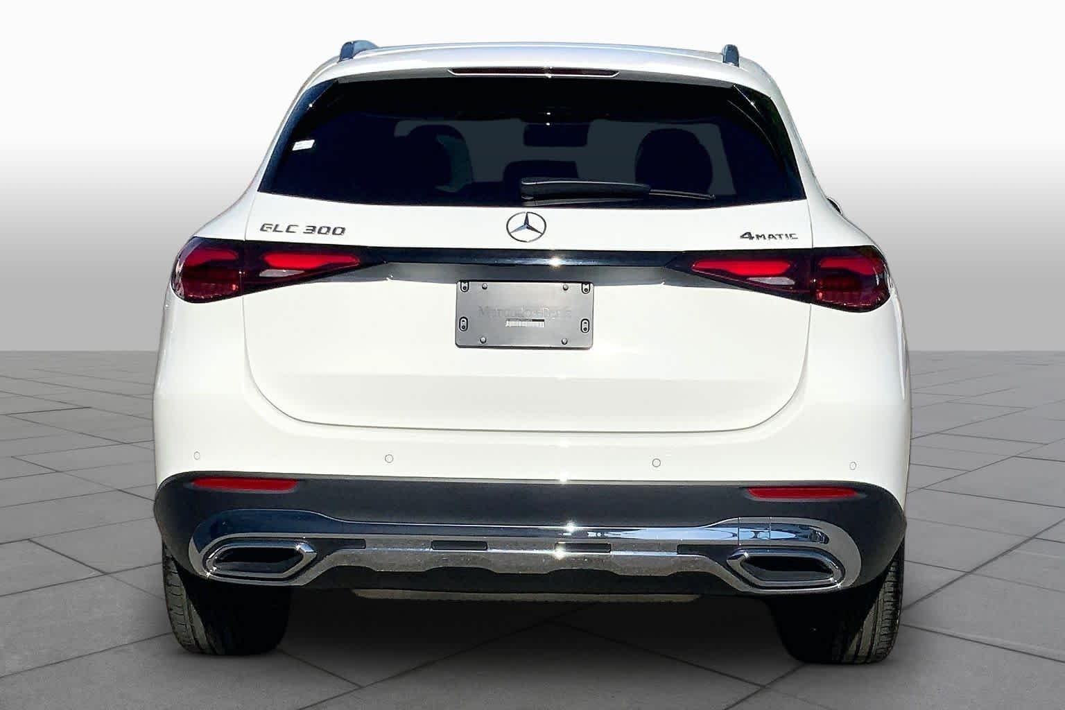 Certified Used 2026 Polar White Mercedes-Benz GLC 300 image 5