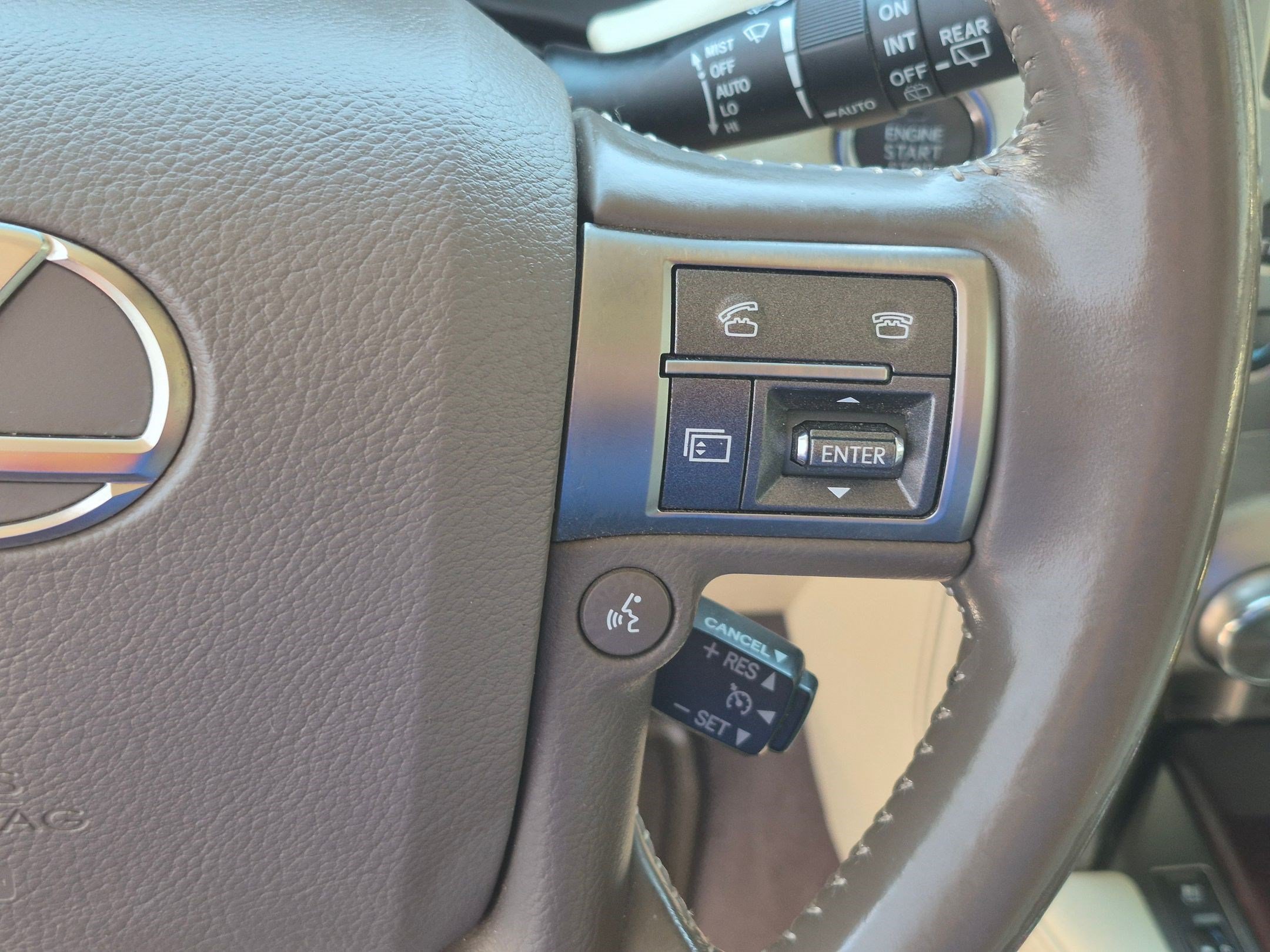 Used 2019 Starfire Pearl Lexus GX 460 image 18