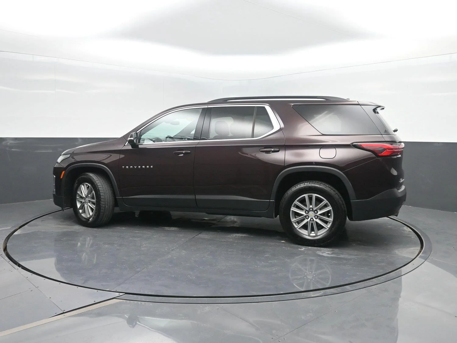 Used 2022 Black Cherry Metallic Chevrolet LT Leather image 43