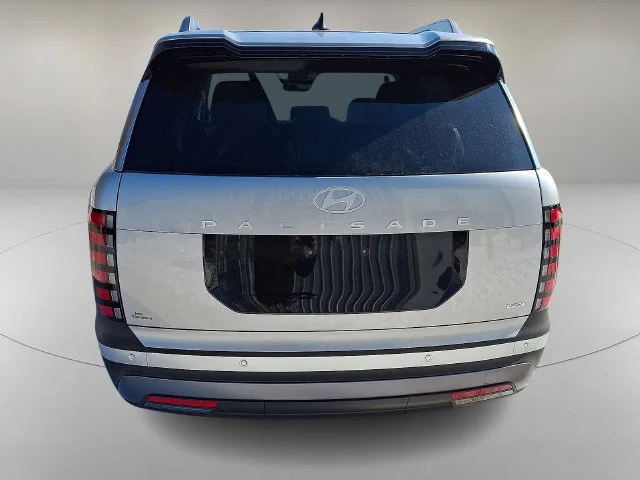 New 2026 Silver Hyundai SEL Premium image 6