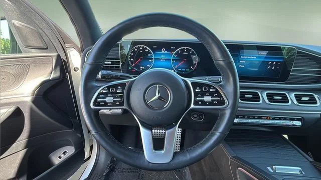 Used 2022 White Mercedes-Benz 4MATIC® image 12